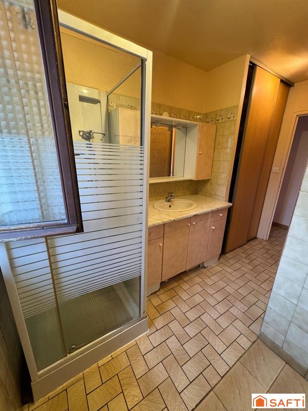 Maison - 77 m² - 4 pièces