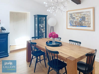 Maison - 230 m² - 7 pièces