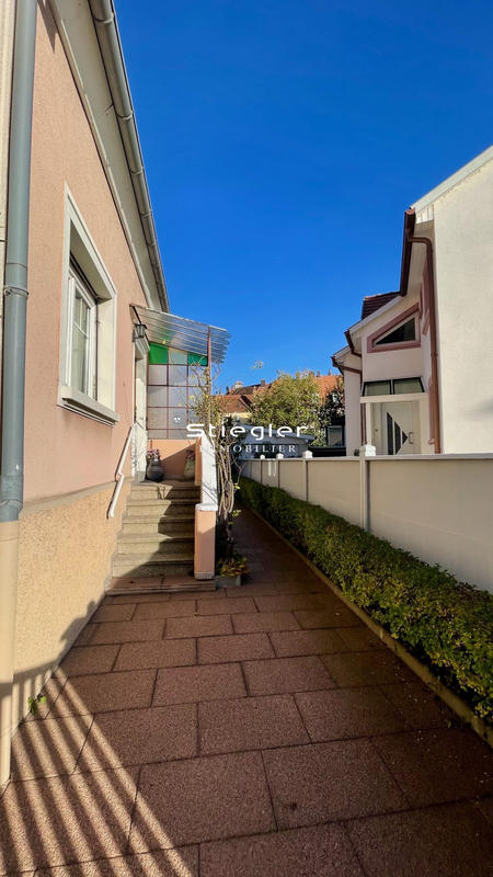 Maison - 98 m² - 4 pièces