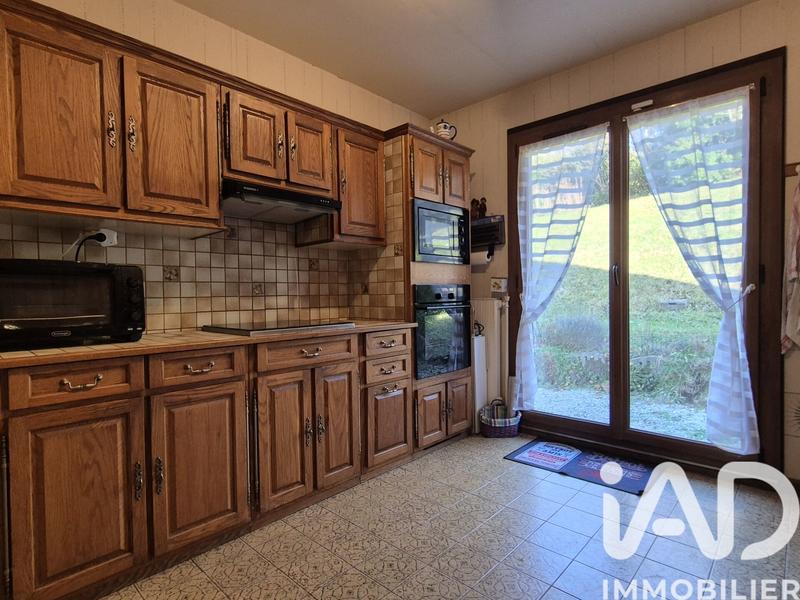 Maison - 180 m² - 5 pièces