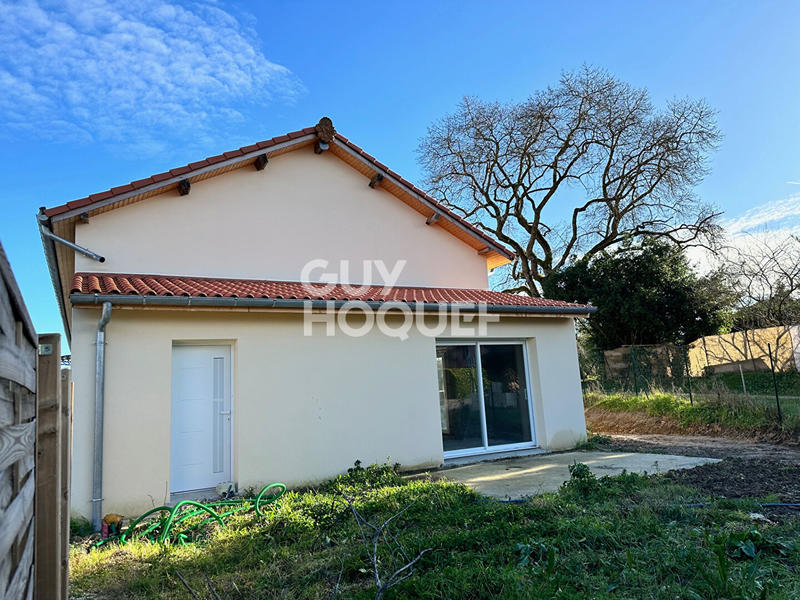 Maison - 91 m² - 4 pièces