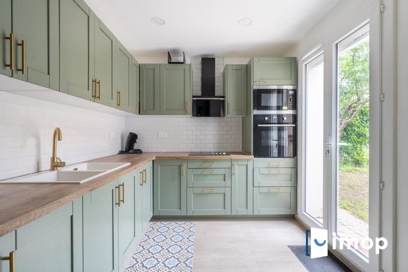 Maison - 141 m² - 5 pièces