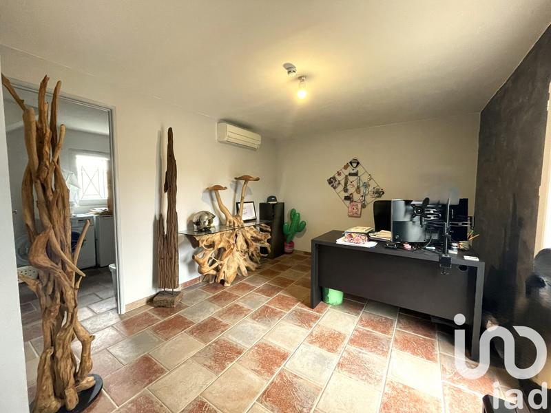 Maison - 265 m² - 10 pièces