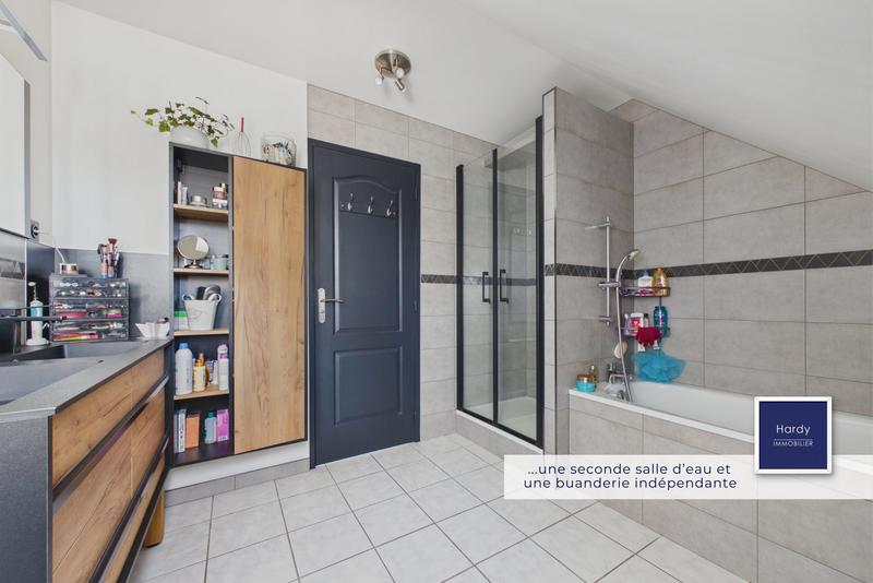 Maison contemporaine - 140 m² - 5 pièces