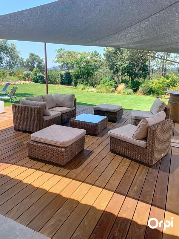 Villa - 180 m² - 5 pièces