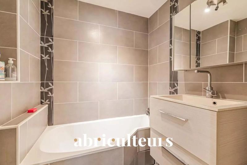 Duplex - 71 m² - 4 pièces