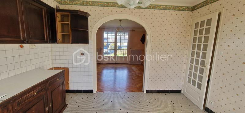 Demeure - 90 m² - 6 pièces