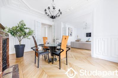 Appartement - 150 m² - 5 pièces