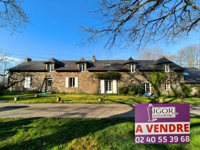 Propriété - 328 m² - 11 pièces