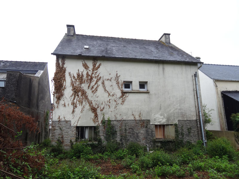 Maison - 93 m² - 4 pièces