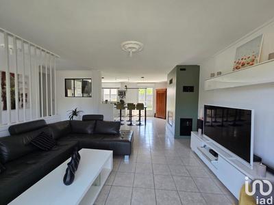 Maison - 174 m² - 8 pièces