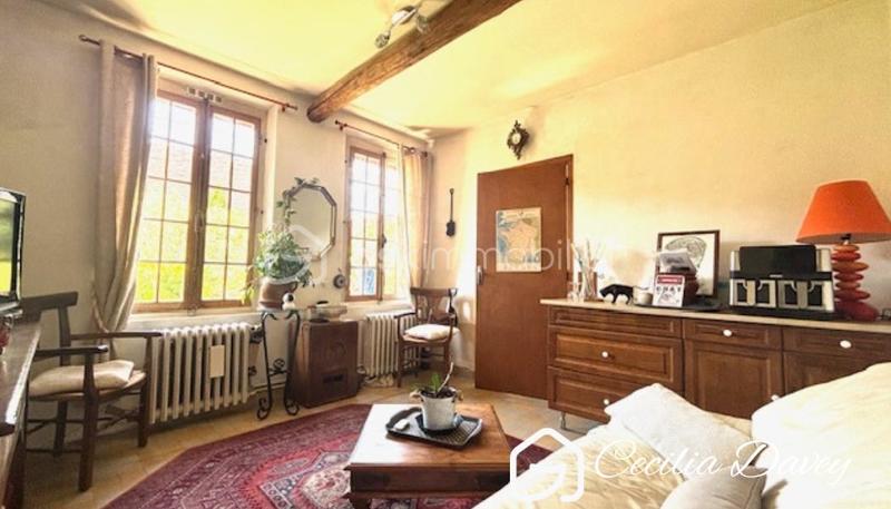 Propriété - 220 m² - 7 pièces