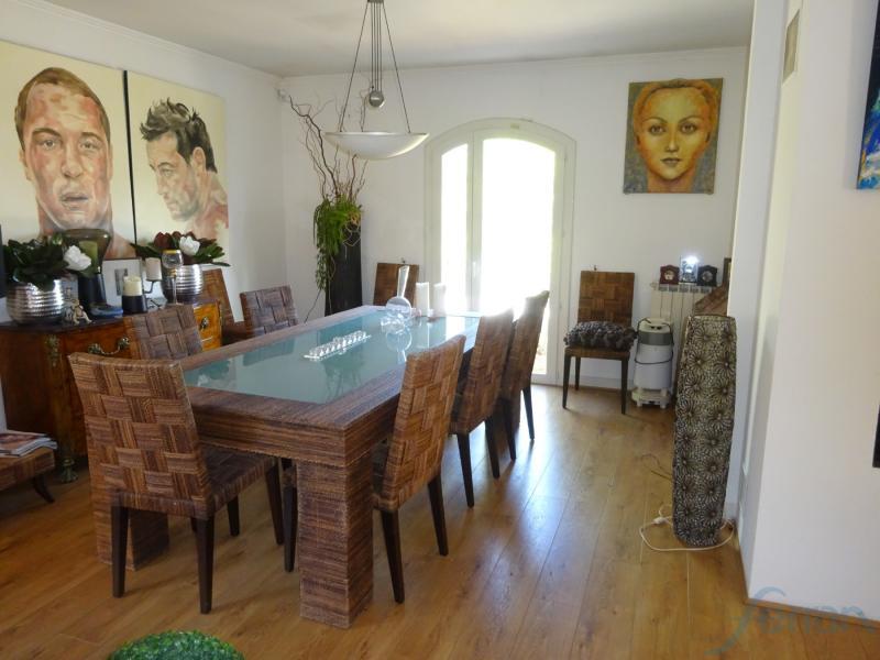 Villa - 280 m² - 6 pièces