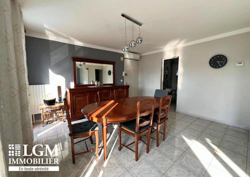 Appartement - 75 m² - 3 pièces