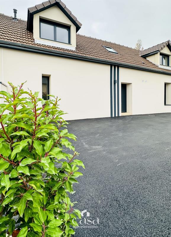 Maison traditionnelle - 101 m² - 5 pièces