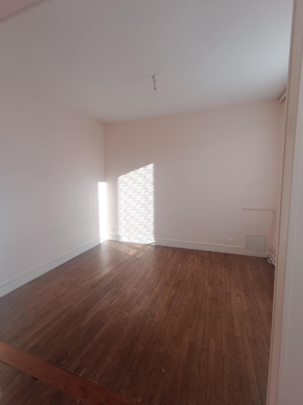 Appartement - 60 m² - 2 pièces