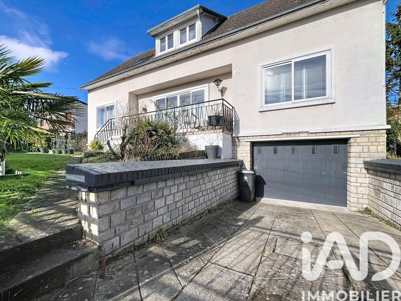 Maison - 182 m² - 7 pièces