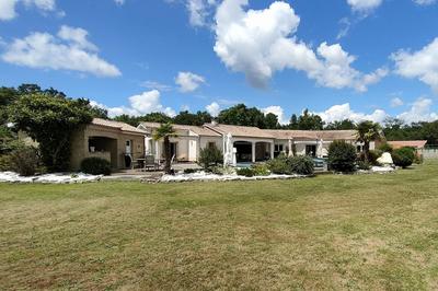 Maison - 200 m² - 6 pièces