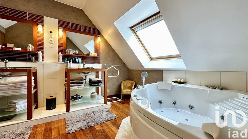 Maison - 126 m² - 5 pièces