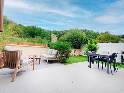 Maison - 94 m² - 4 pièces