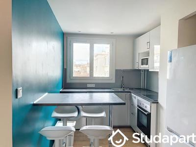 Chambre - 11 m² - 1 pièce