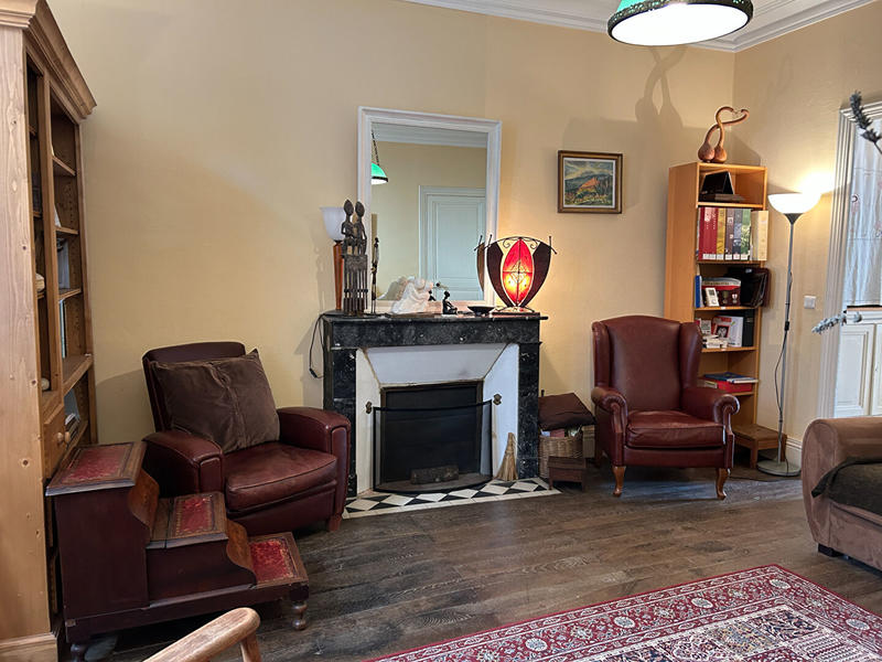 Maison - 205 m² - 6 pièces