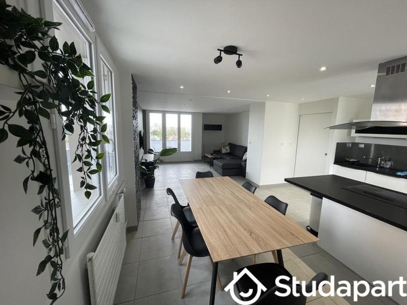 Appartement - 84 m² - 4 pièces