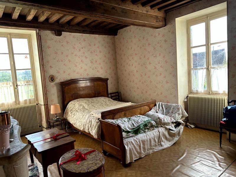 Maison de village - 208 m² - 7 pièces