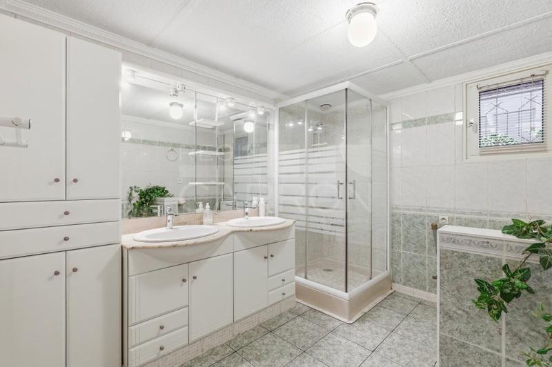 Maison - 157 m² - 6 pièces