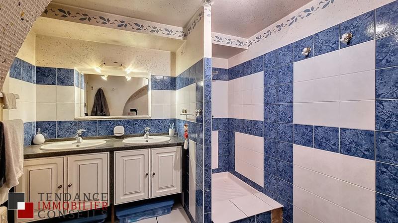 Maison - 170 m² - 7 pièces