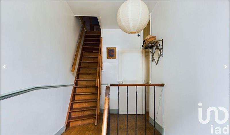 Maison - 301 m² - 9 pièces