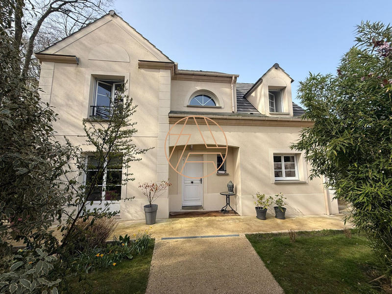 Maison - 147 m² - 7 pièces