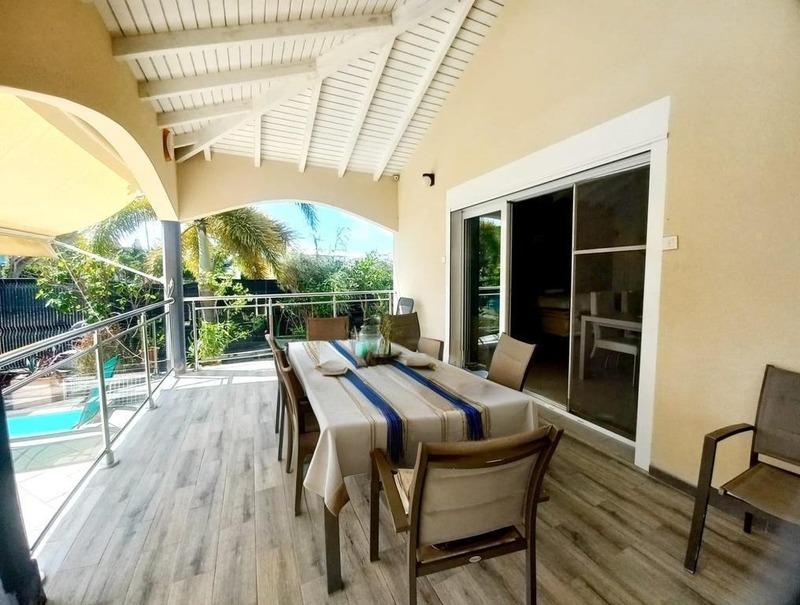 Maison - 188 m² - 9 pièces