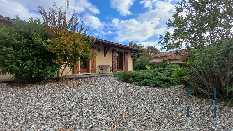 Maison - 96 m² - 4 pièces