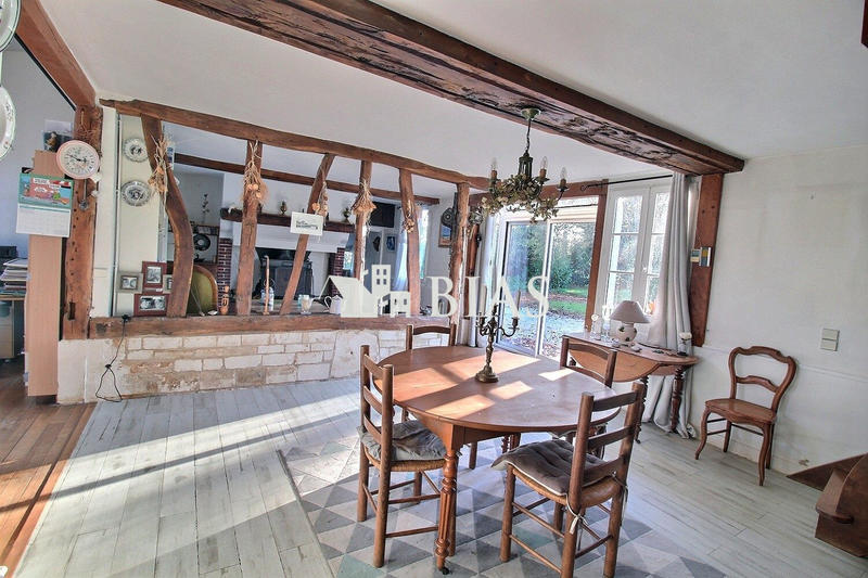 Maison ancienne - 131 m² - 6 pièces