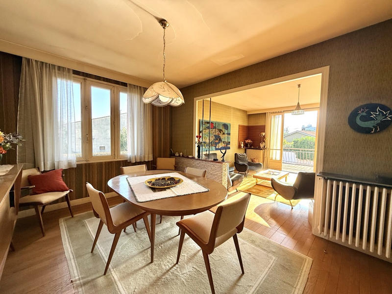 Maison - 160 m² - 7 pièces