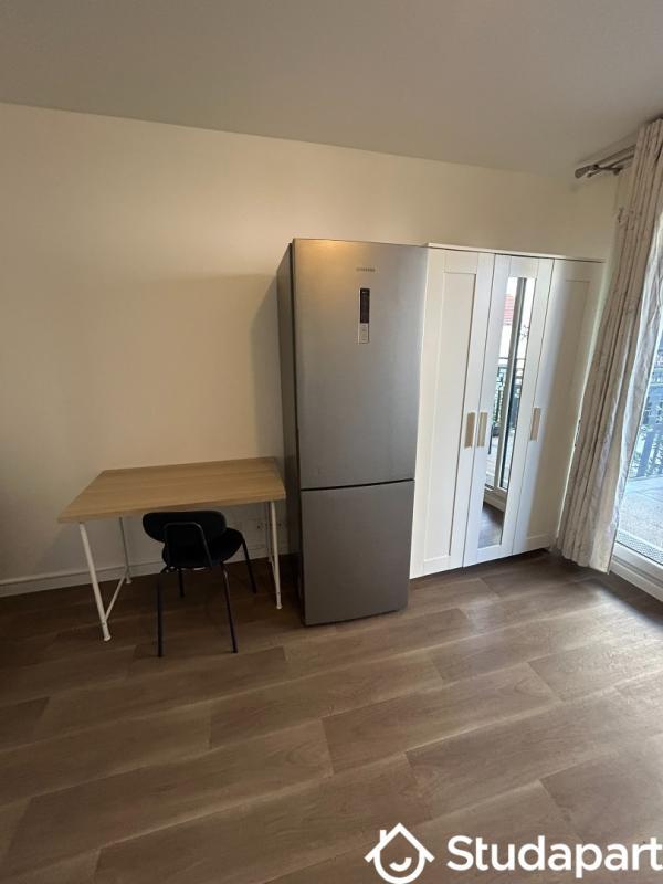 Chambre - 12 m² - 1 pièce