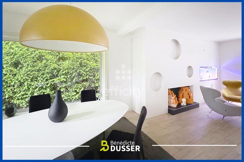 Maison - 200 m² - 7 pièces