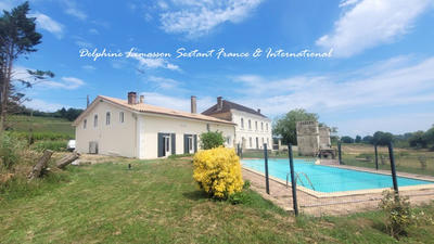 Maison - 400 m² - 11 pièces