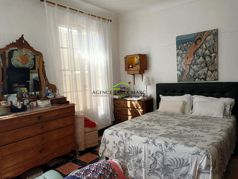 Propriété - 209 m² - 7 pièces