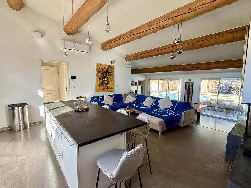 Villa - 280 m² - 8 pièces