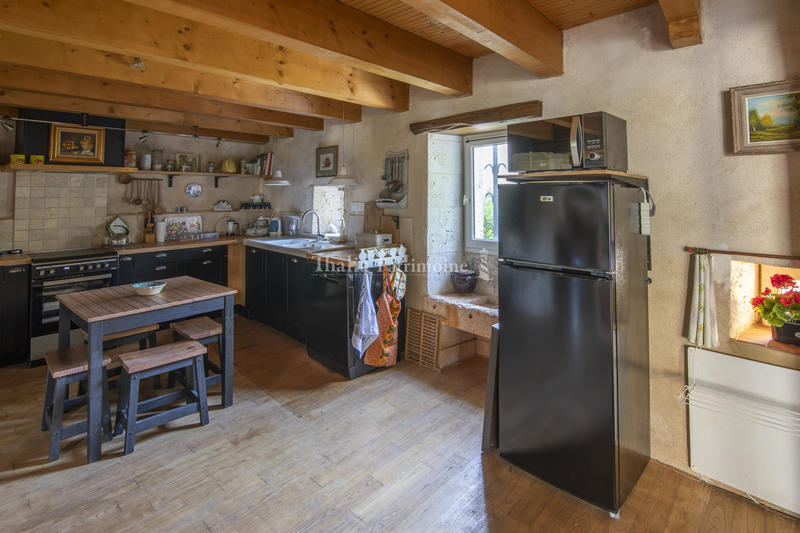 Maison - 372 m² - 13 pièces