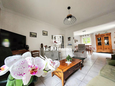 Maison - 182 m² - 8 pièces