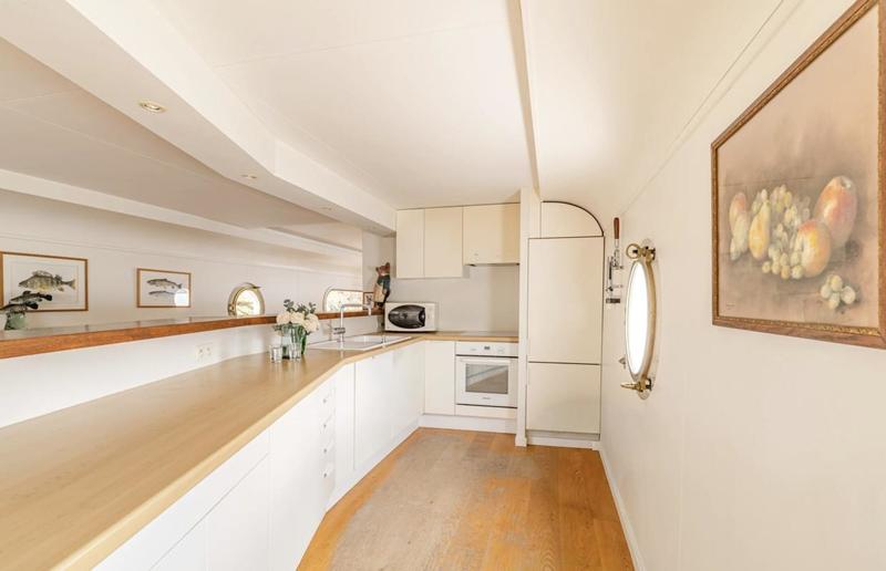 Maison - 180 m² - 6 pièces