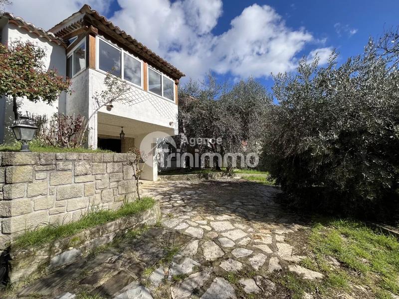 Maison - 120 m² - 4 pièces