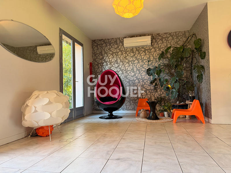 Maison - 161 m² - 5 pièces