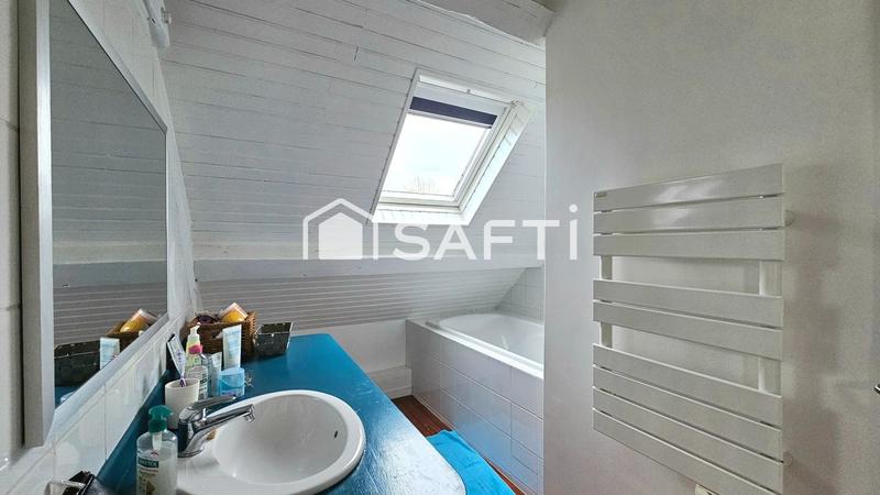 Maison - 200 m² - 7 pièces