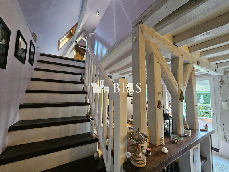 Maison - 101 m² - 5 pièces