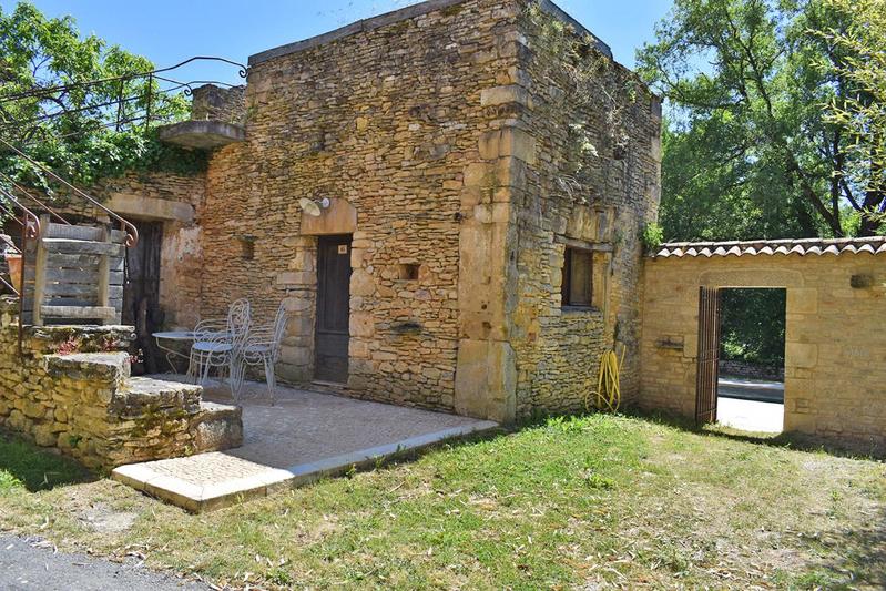 Maison - 403 m² - 18 pièces