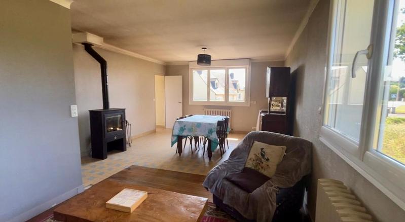 Maison - 81 m² - 5 pièces